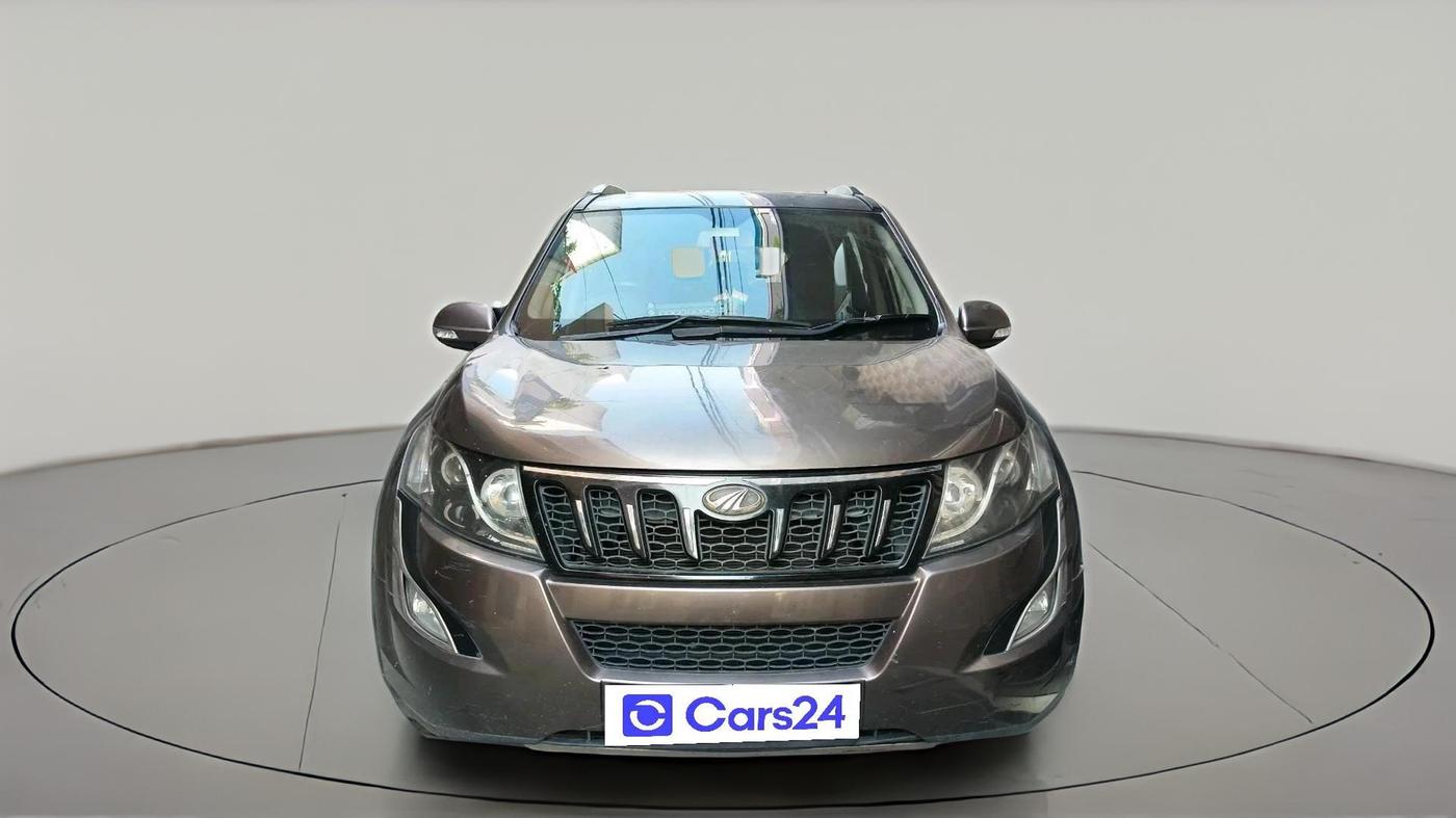 2018 Mahindra XUV500 W10, Diesel, Manual, 1,39,616 km, exterior