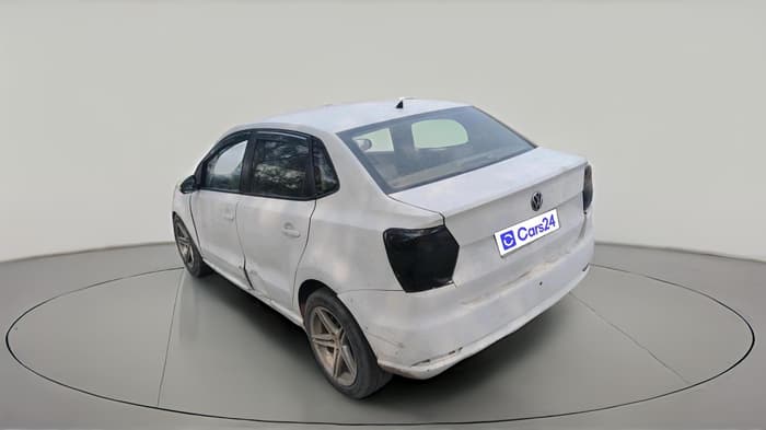 2017 Volkswagen Ameo COMFORTLINE 1.2L, CNG, Manual, 1,74,327 km, exterior