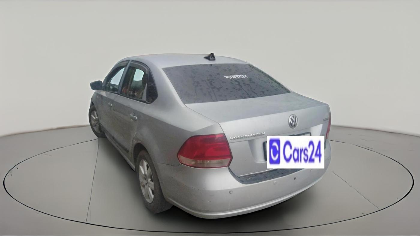 2011 Volkswagen Vento COMFORTLINE 1.6, CNG, Manual, 1,80,000 km, exterior