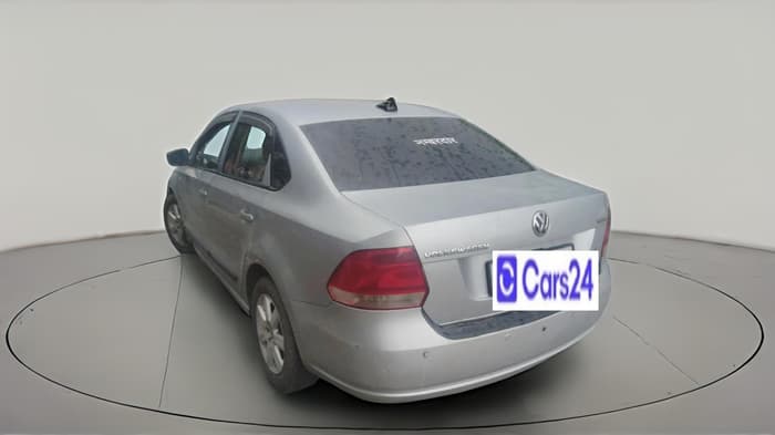 2011 Volkswagen Vento COMFORTLINE 1.6, CNG, Manual, 1,80,000 km, exterior