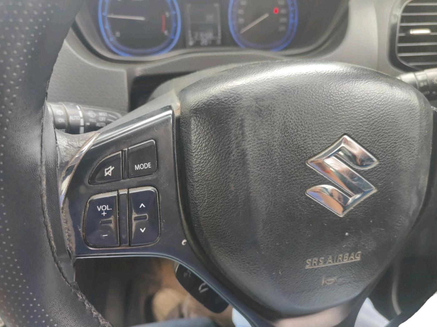2016 Maruti Vitara Brezza ZDI PLUS DUAL TONE, Diesel, Manual, 2,15,408 km, interior