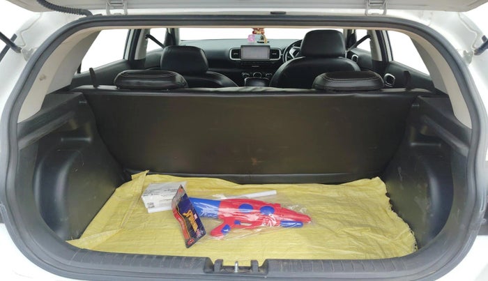 2020 Hyundai VENUE SX 1.0 TURBO, Petrol, Manual, 47,813 km, exterior