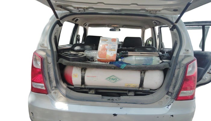 2011 Maruti Wagon R 1.0 LXI CNG, CNG, Manual, 1,23,899 km, exterior