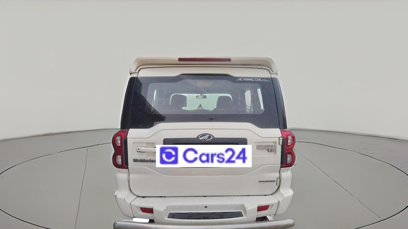 2017 Mahindra Scorpio S4 PLUS 1.99 INTELLI-HYBRID, Diesel, Manual, 1,44,993 km, exterior