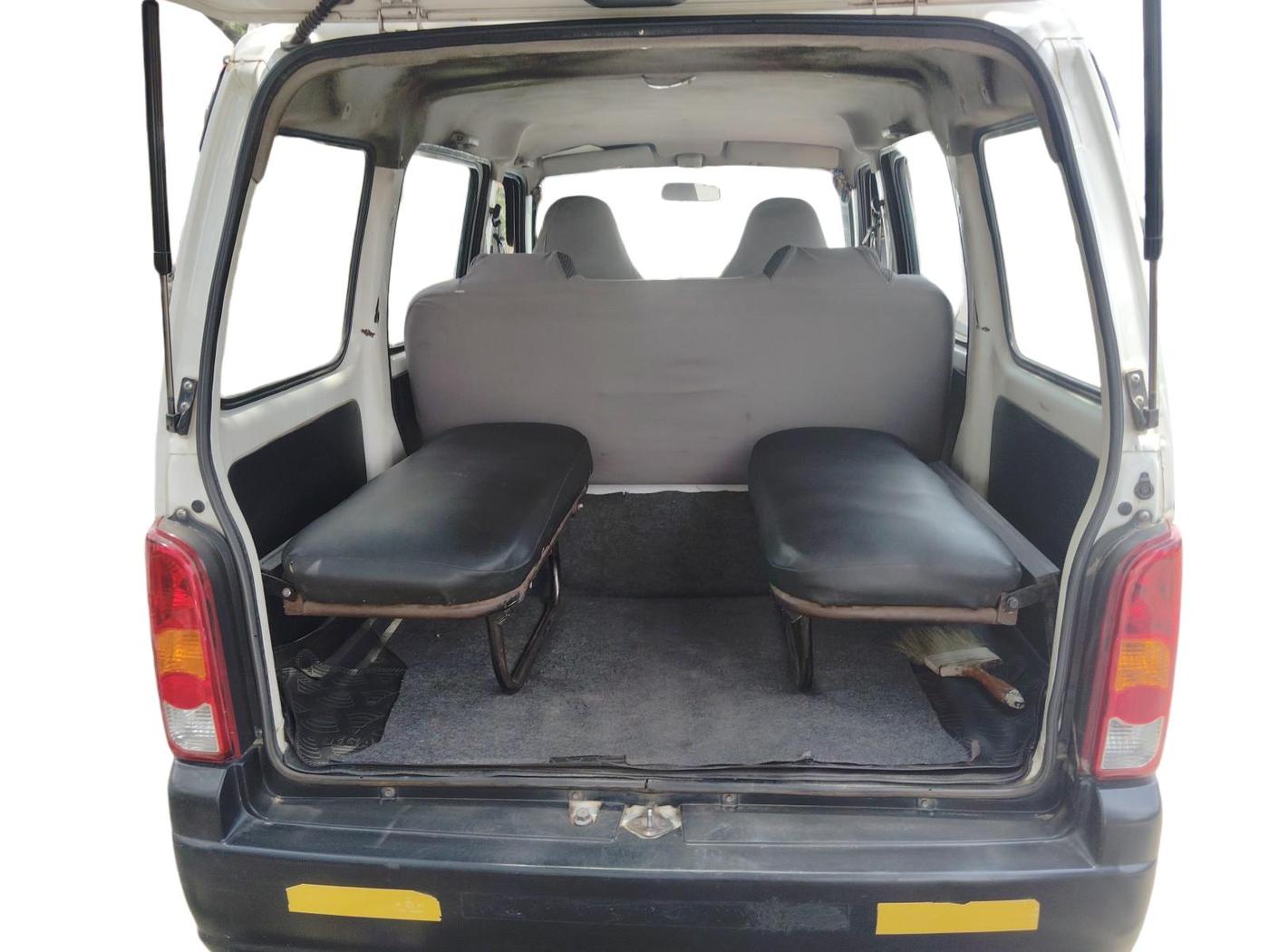 2017 Maruti Eeco 7 STR, CNG, Manual, 1,58,684 km, exterior