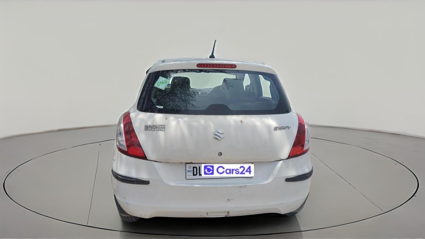 2016 Maruti Swift LXI (O), CNG, Manual, 92,656 km, exterior
