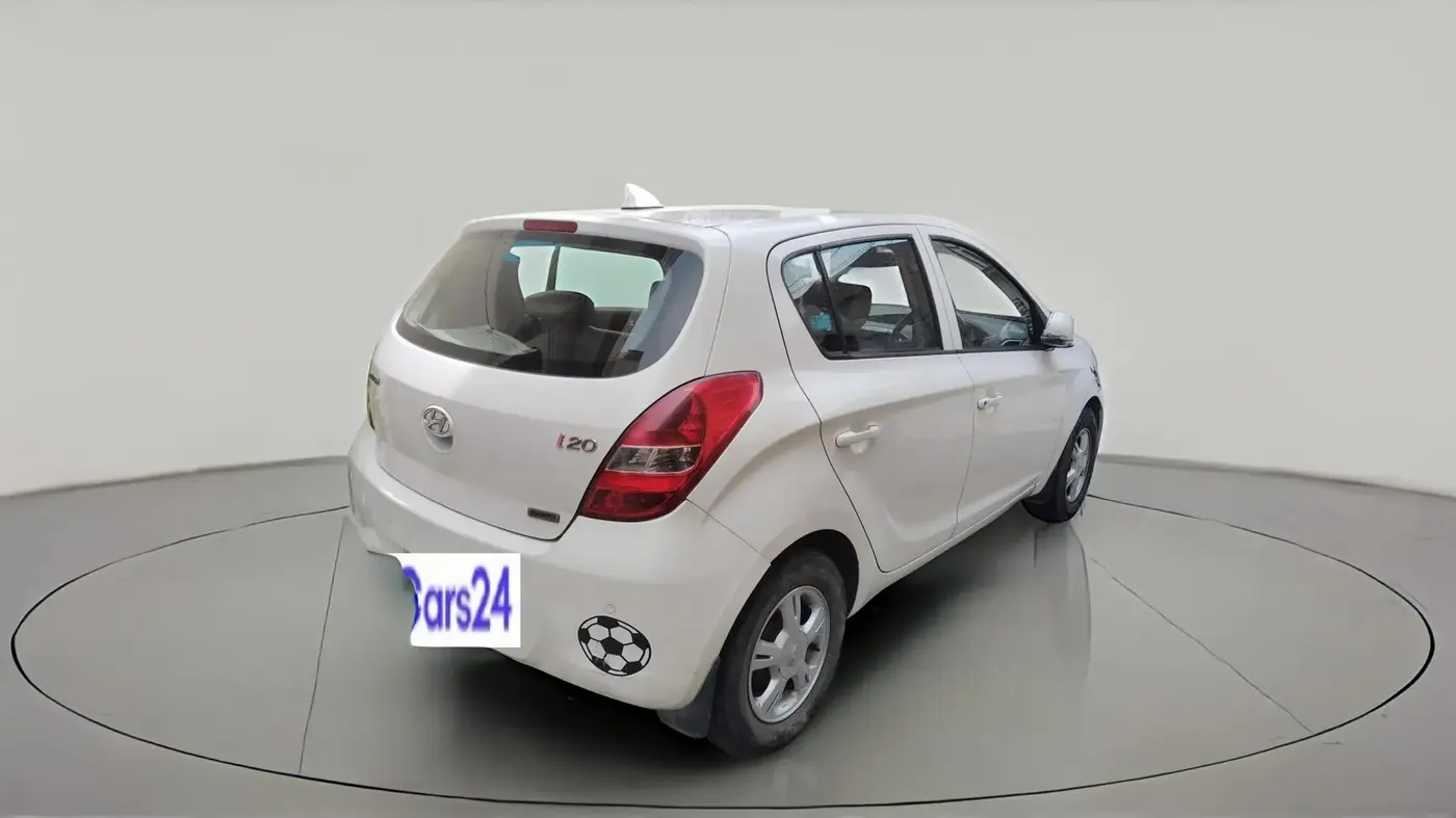 2012 Hyundai i20 SPORTZ 1.2, CNG, Manual, 1,25,347 km, exterior