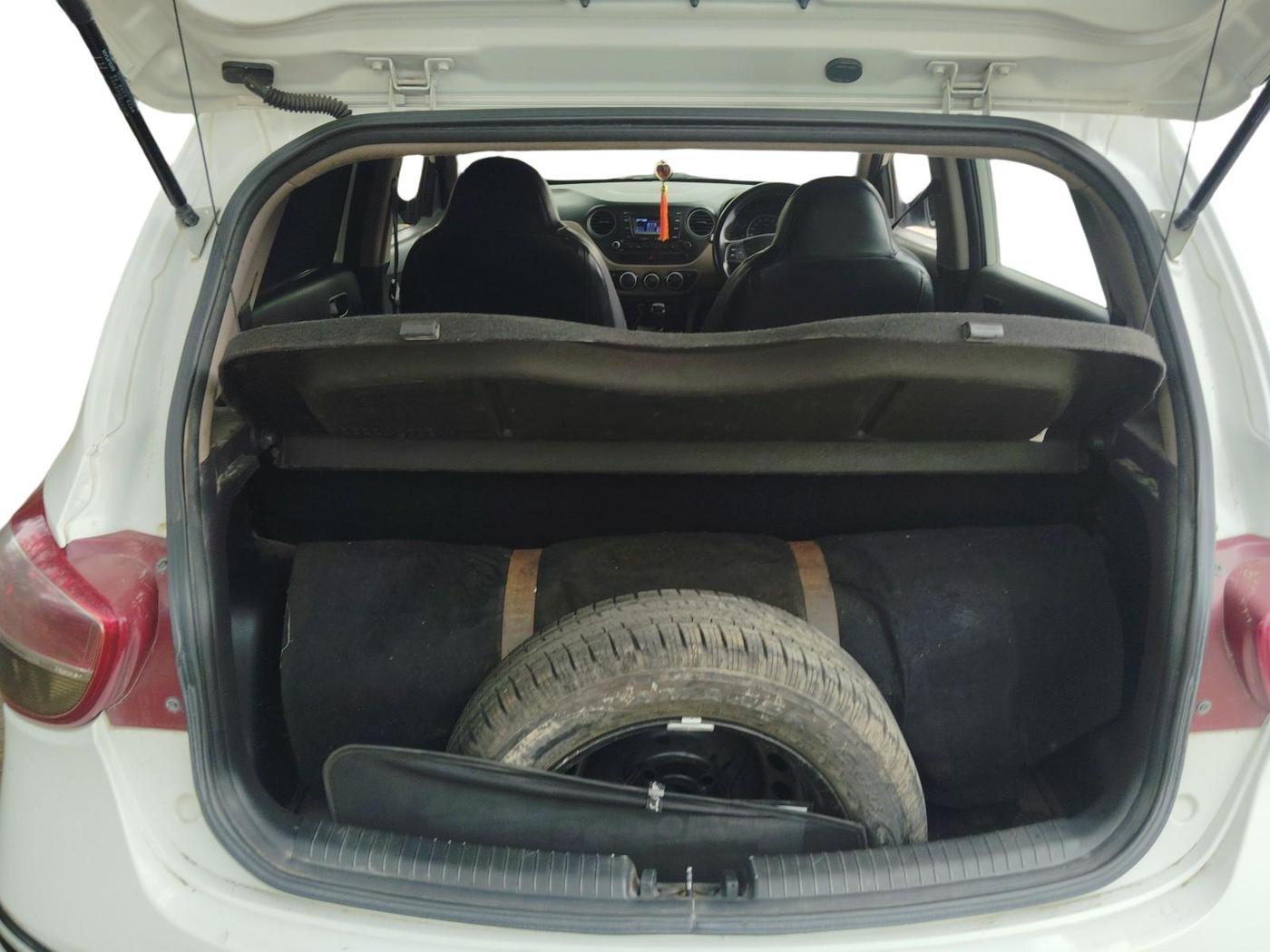 2019 Hyundai Grand i10 MAGNA 1.2 KAPPA VTVT, CNG, Manual, 1,66,152 km, exterior