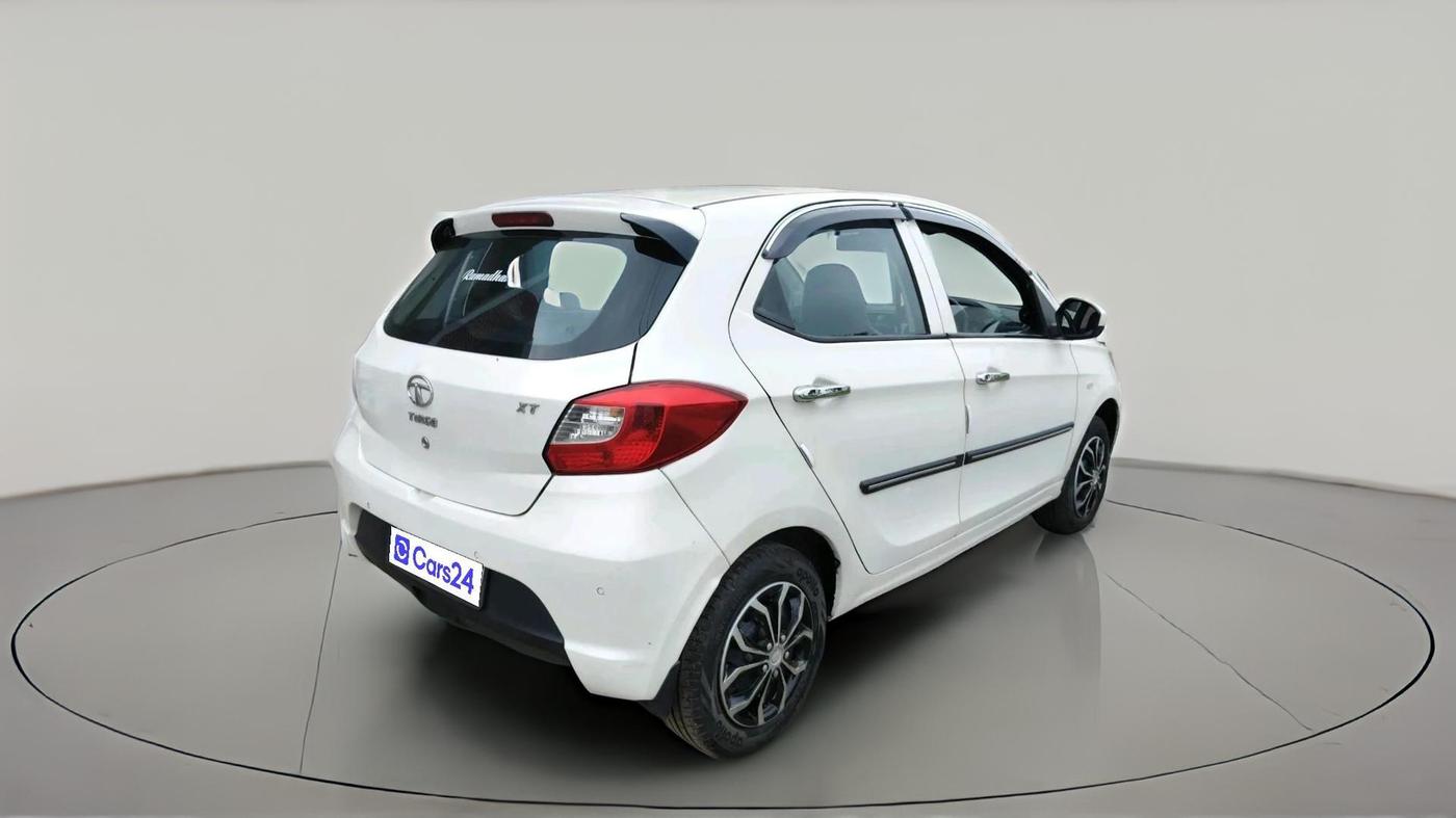 2017 Tata Tiago XT PETROL, Petrol, Manual, 85,574 km, exterior