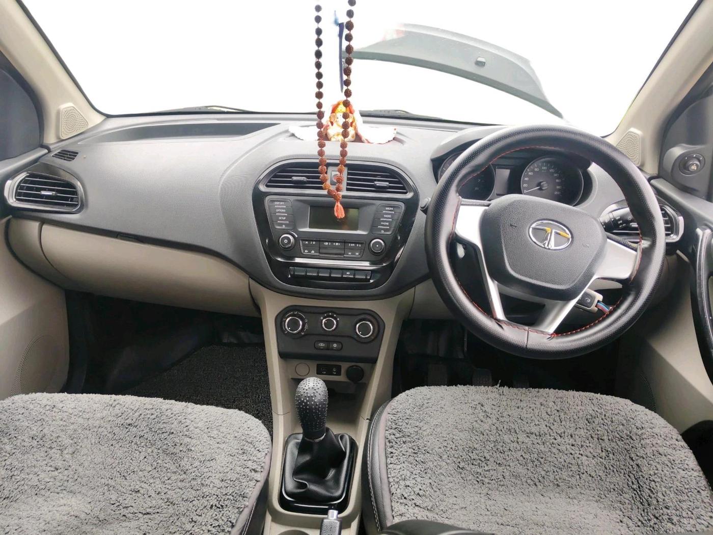 2017 Tata Tiago XT PETROL, Petrol, Manual, 85,574 km, interior
