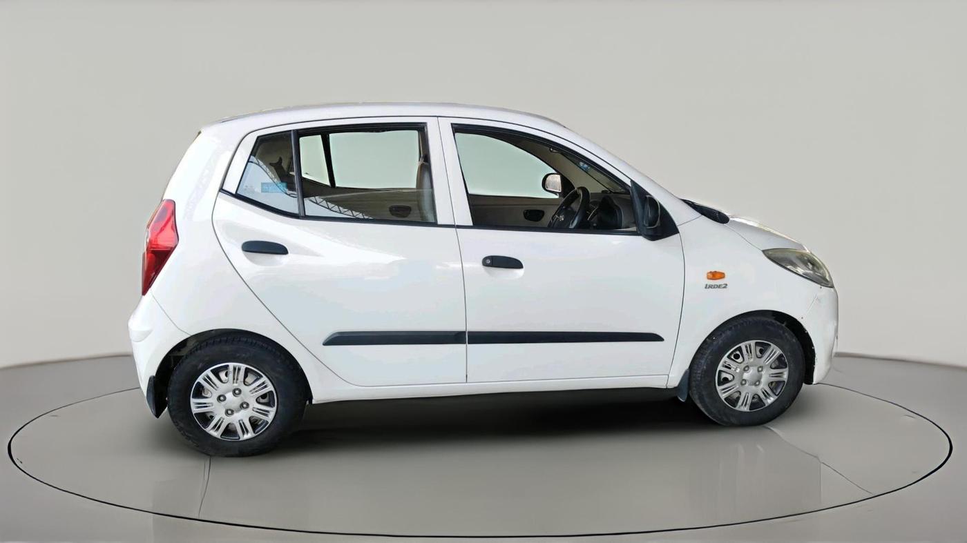 2013 Hyundai i10 MAGNA 1.1, Petrol, Manual, 68,593 km, exterior