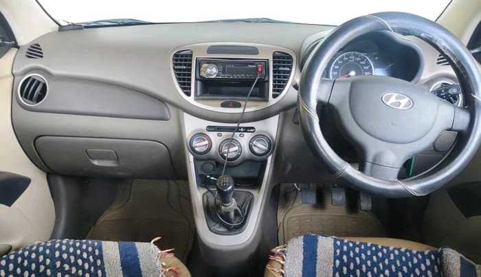 2013 Hyundai i10 MAGNA 1.1, Petrol, Manual, 68,593 km, interior