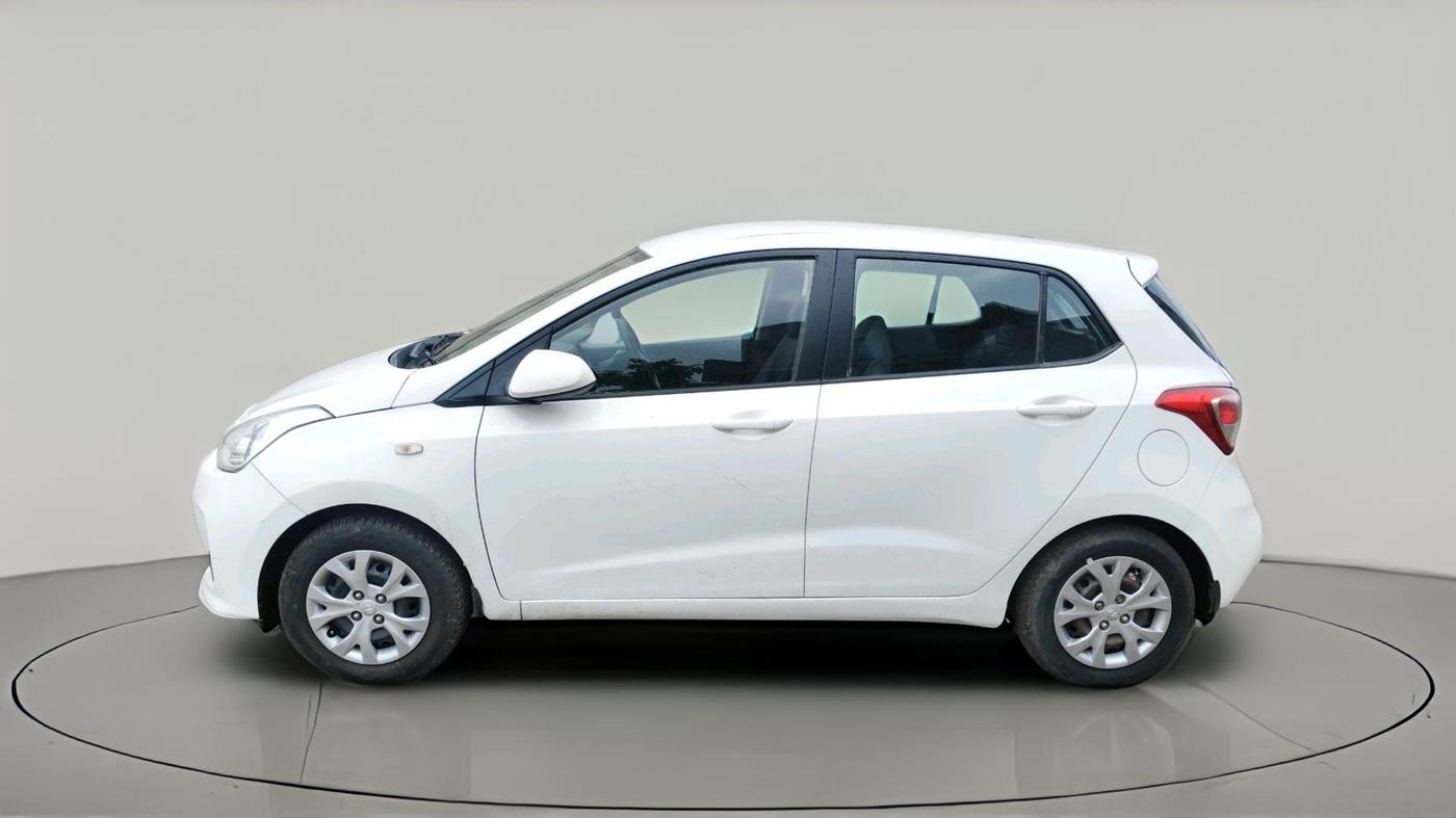 2017 Hyundai Grand i10 MAGNA U2 1.2 CRDI, Diesel, Manual, 1,06,762 km, exterior