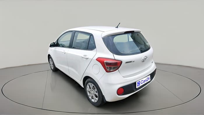 2017 Hyundai Grand i10 MAGNA U2 1.2 CRDI, Diesel, Manual, 1,06,762 km, exterior