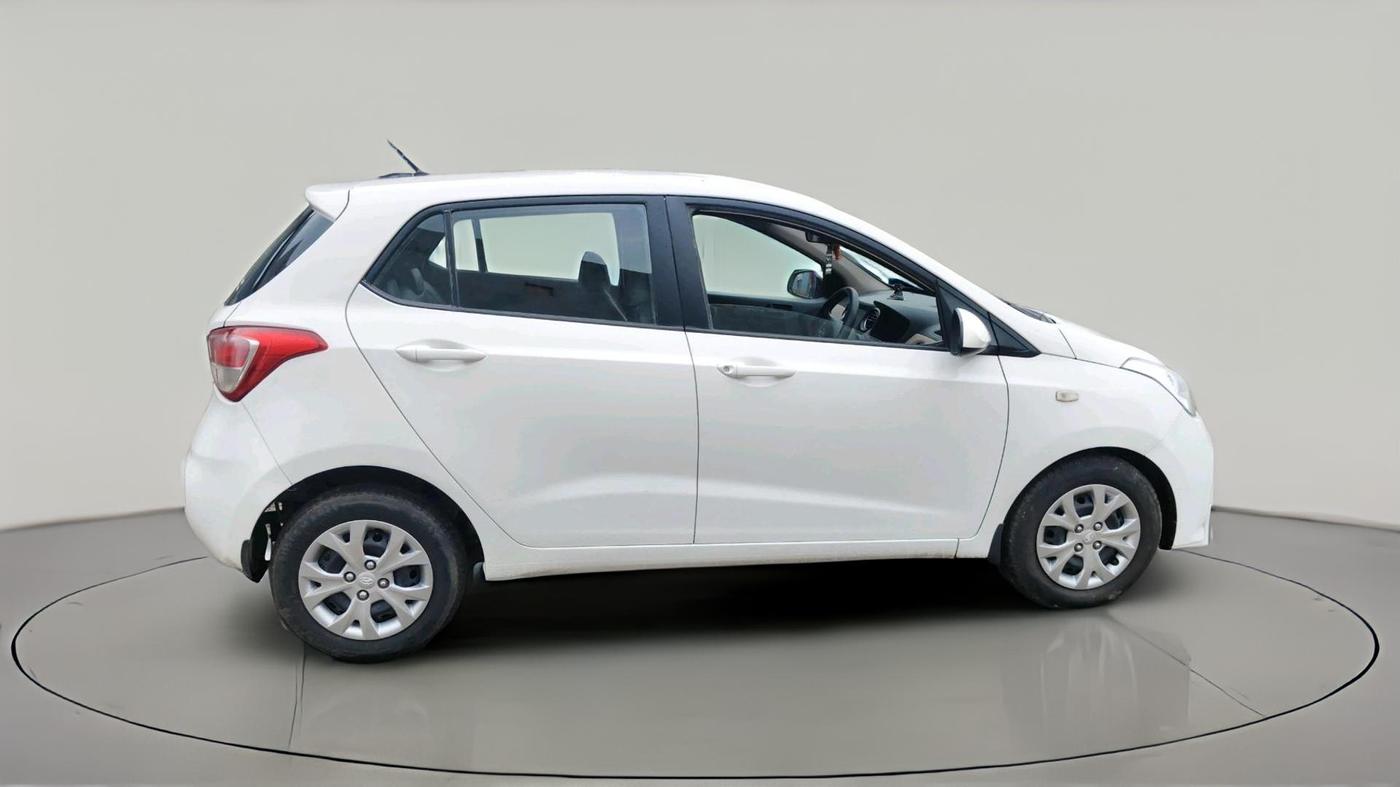 2017 Hyundai Grand i10 MAGNA U2 1.2 CRDI, Diesel, Manual, 1,06,762 km, exterior