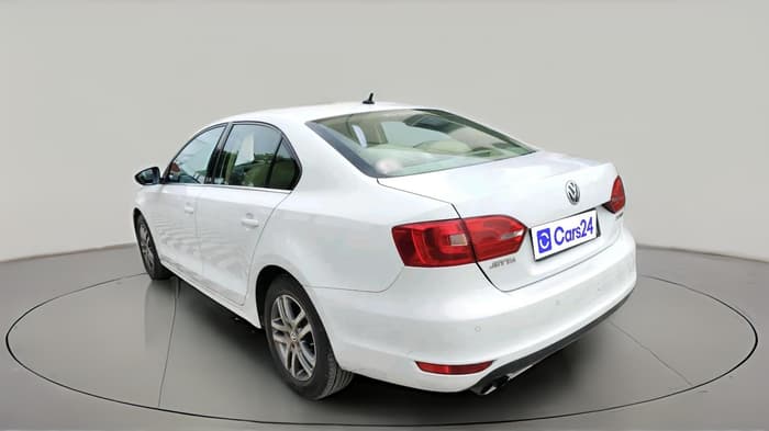2014 Volkswagen Jetta HIGHLINE TDI AT, Diesel, Automatic, 1,69,087 km, exterior