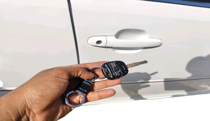 2004 Toyota Camry V4 AT, Petrol, Automatic, 75,154 km, interior