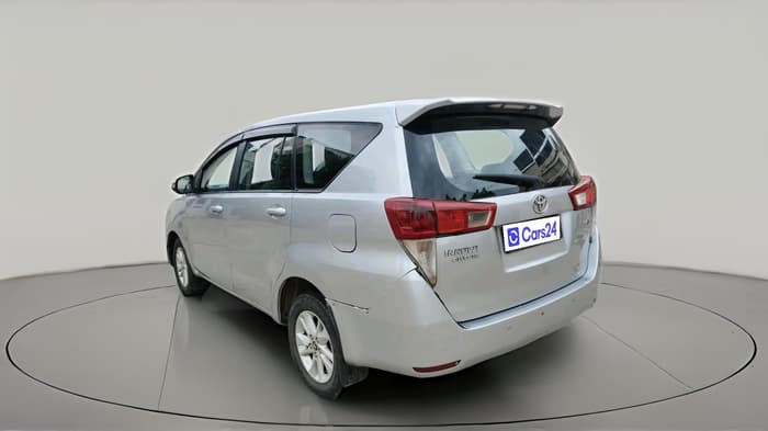 2017 Toyota Innova Crysta 2.4 GX 7 STR, Diesel, Manual, 1,11,506 km, exterior
