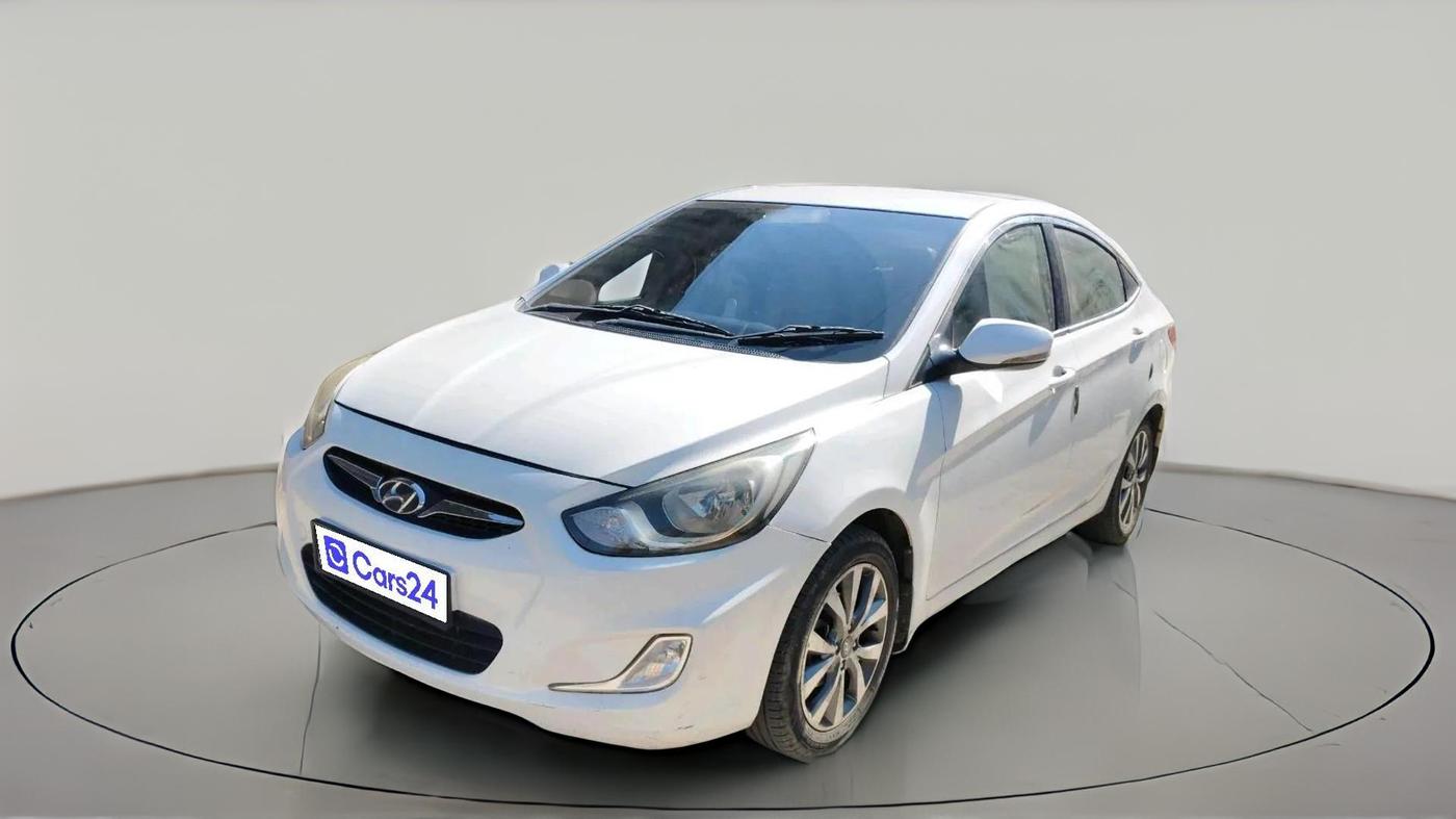 2013 Hyundai Verna FLUIDIC 1.6 VTVT SX, CNG, Manual, 77,753 km, exterior