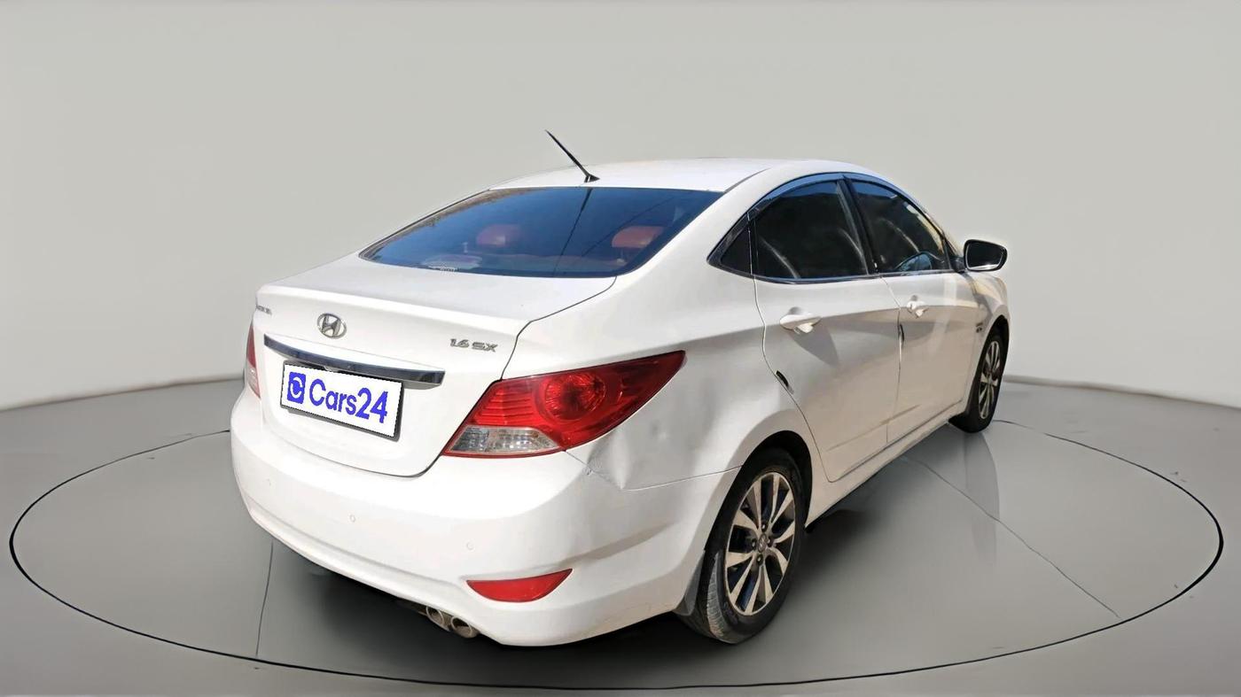 2013 Hyundai Verna FLUIDIC 1.6 VTVT SX, CNG, Manual, 77,753 km, exterior