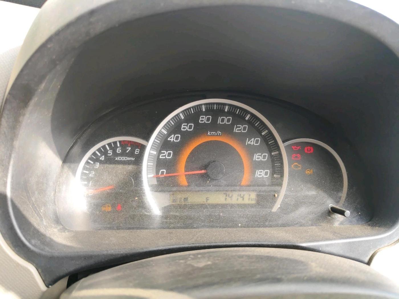 2014 Maruti Wagon R 1.0 VXI, CNG, Manual, 74,147 km, interior