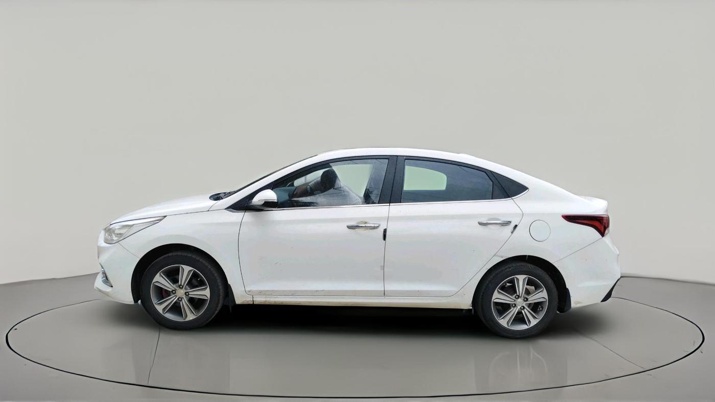 2017 Hyundai Verna 1.6 SX (O) CRDI MT, Diesel, Manual, 1,01,839 km, exterior