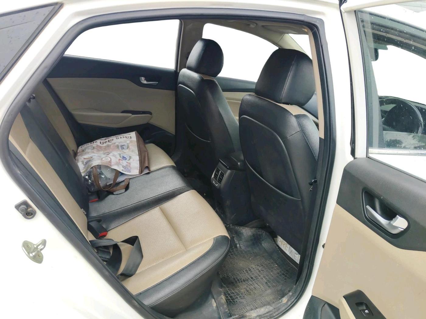 2017 Hyundai Verna 1.6 SX (O) CRDI MT, Diesel, Manual, 1,01,839 km, interior