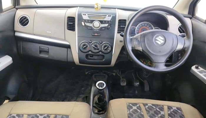 2015 Maruti Wagon R 1.0 VXI, CNG, Manual, 2,01,146 km, interior