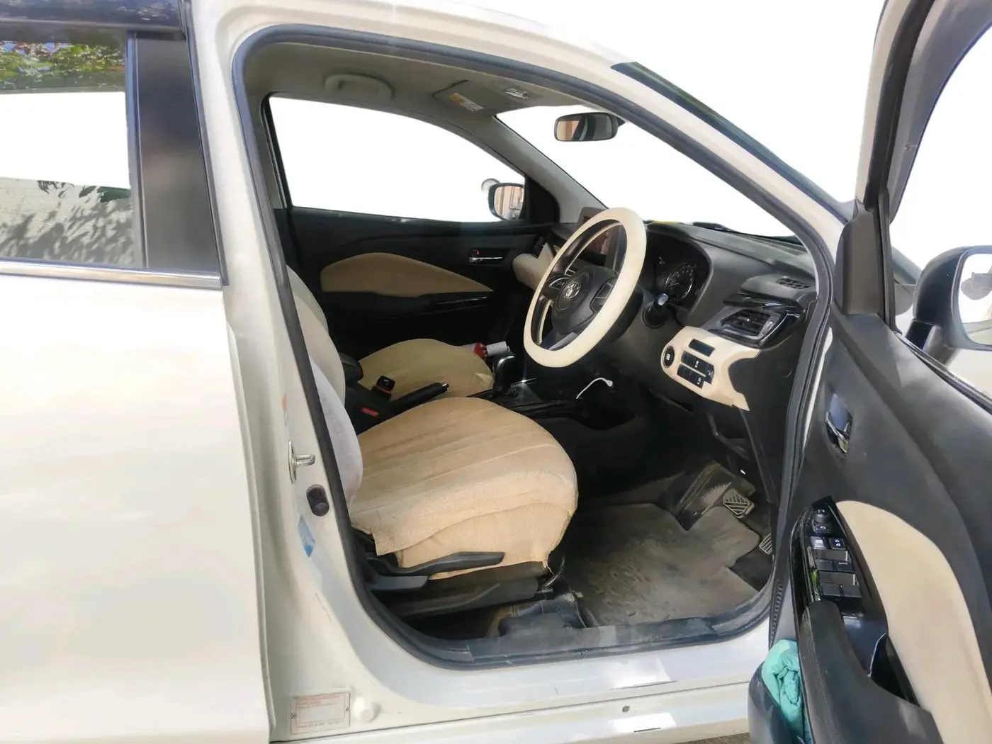 2023 Toyota Glanza G AMT, Petrol, Automatic, 28,924 km, interior