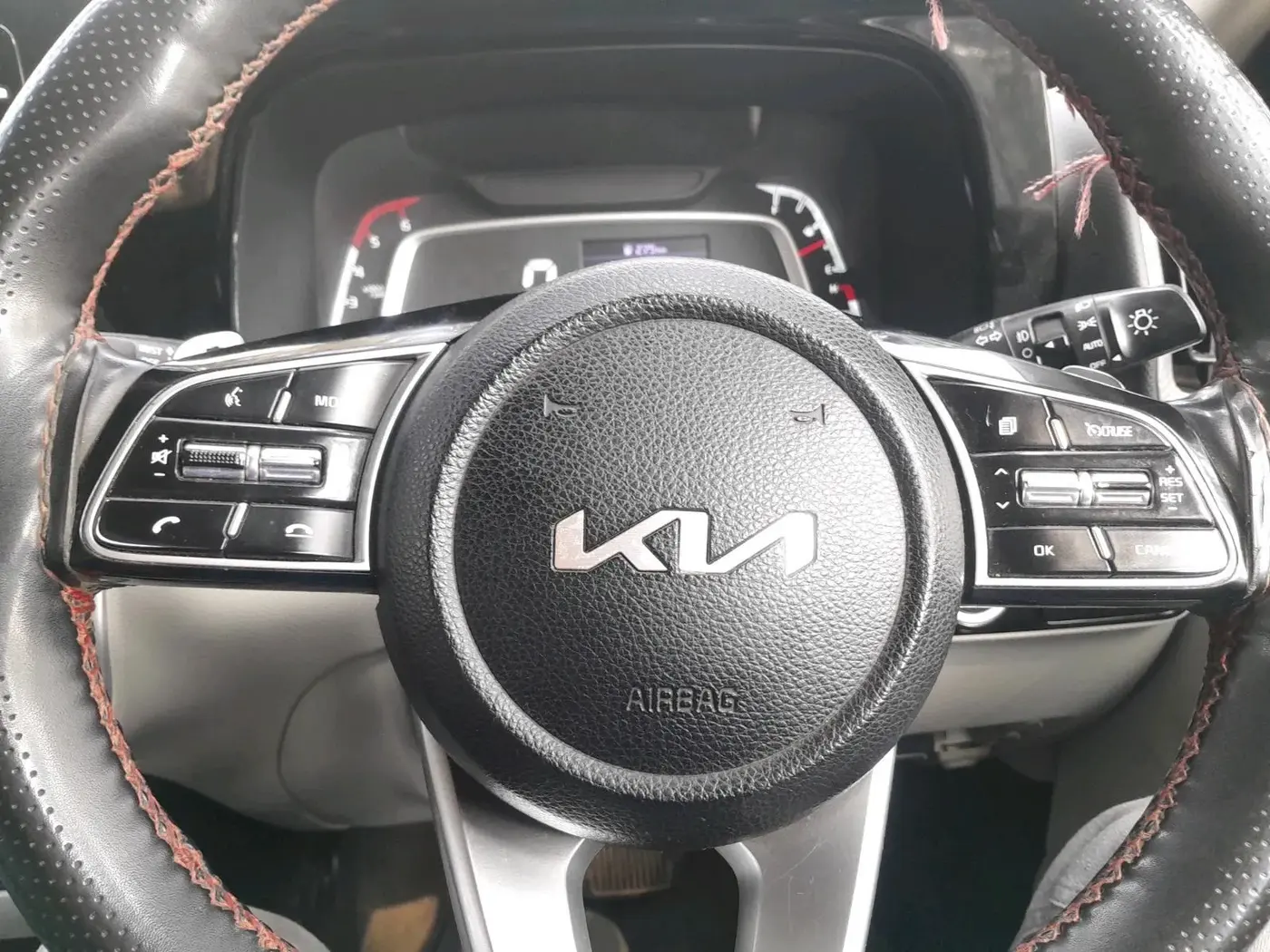 2022 KIA SONET HTX 1.5 AT, Diesel, Automatic, 97,849 km, interior