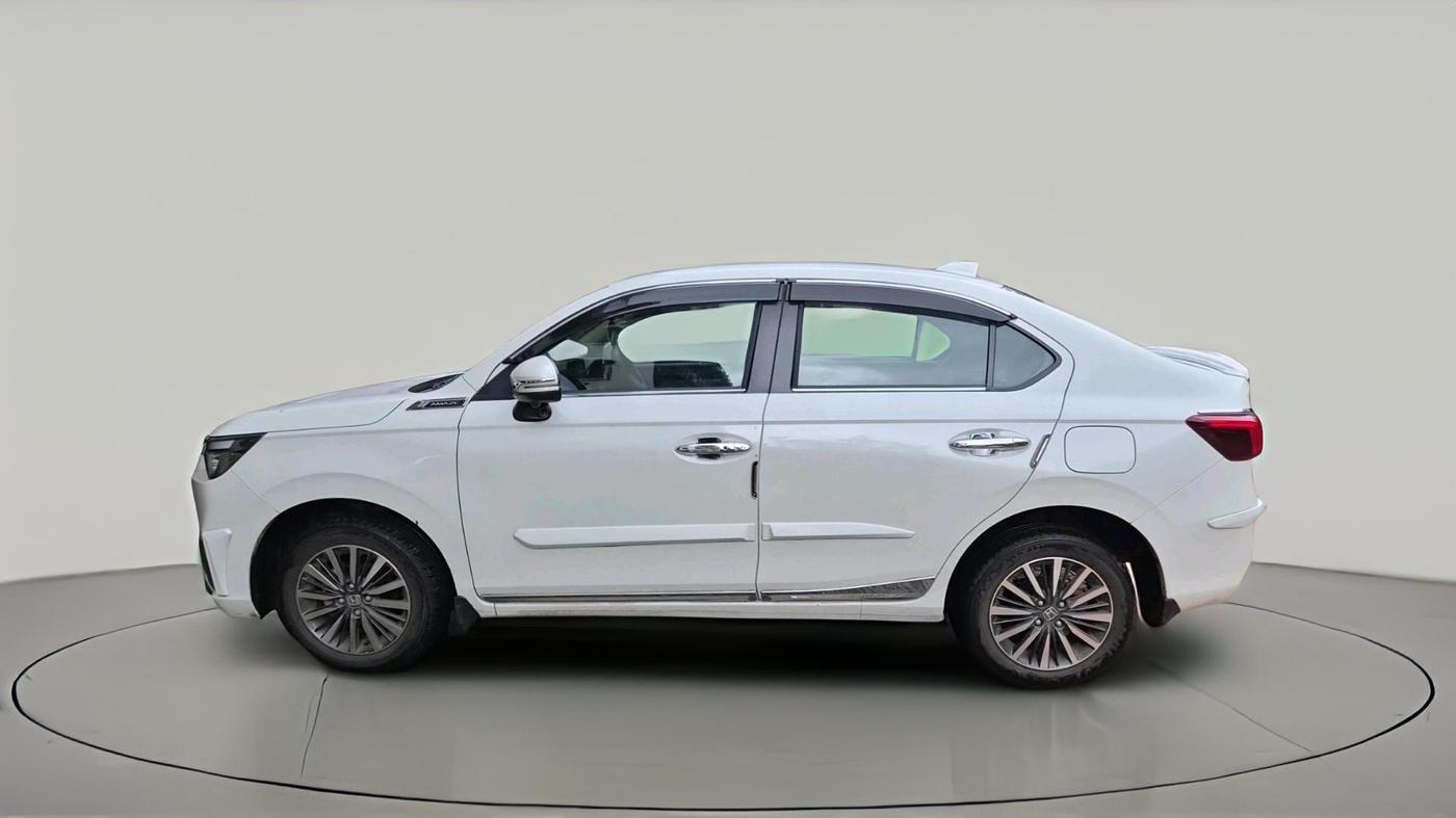 2025 Honda Amaze ZX 1.2 Petrol CVT, Petrol, Automatic, 6,080 km, exterior