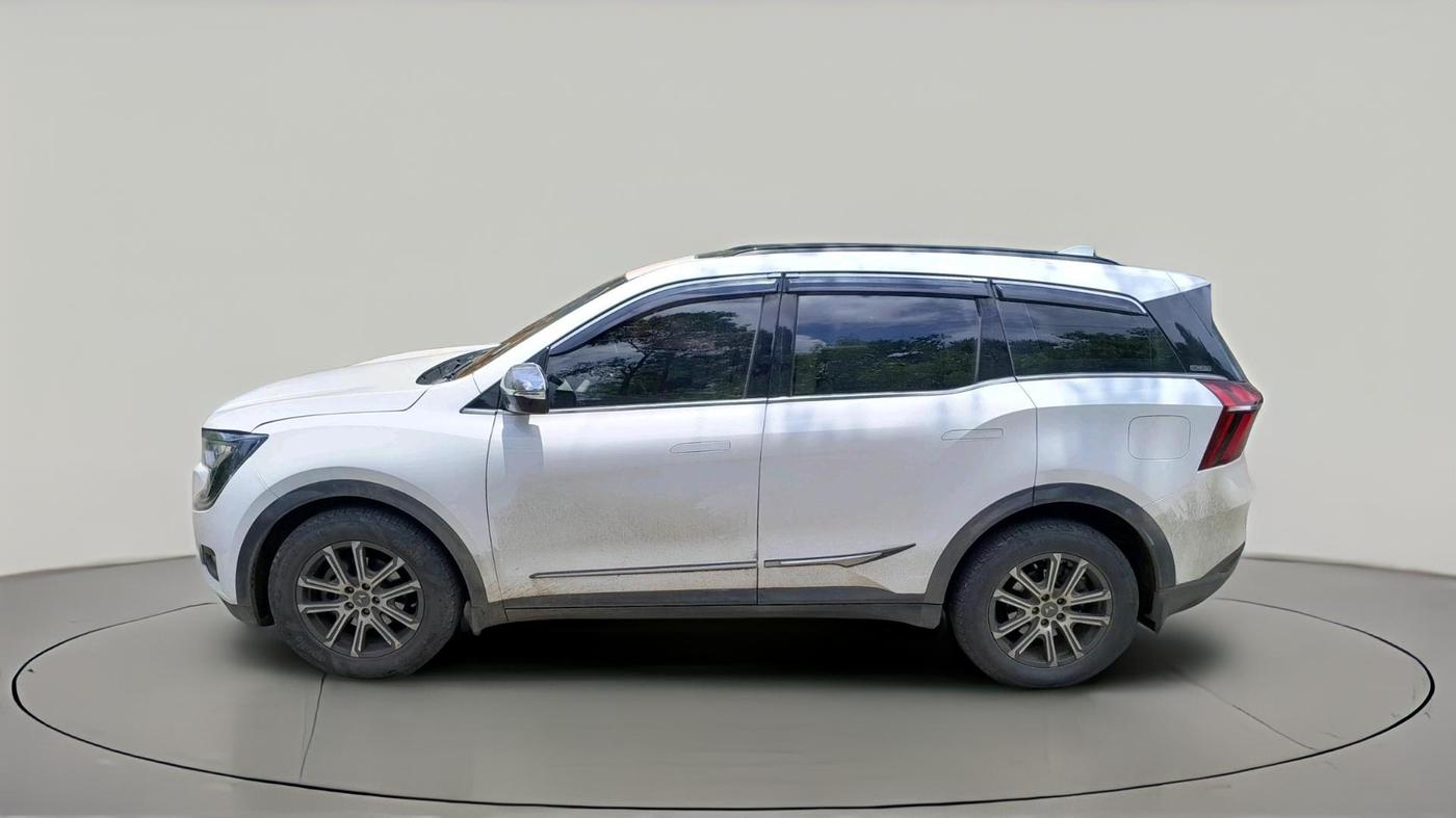 2024 Mahindra XUV700 AX 7 D AT 7 STR, Diesel, Automatic, 58,193 km, exterior