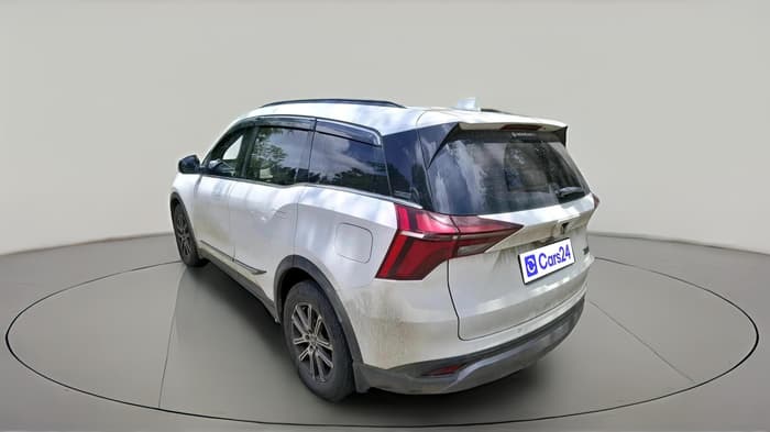 2024 Mahindra XUV700 AX 7 D AT 7 STR, Diesel, Automatic, 58,193 km, exterior