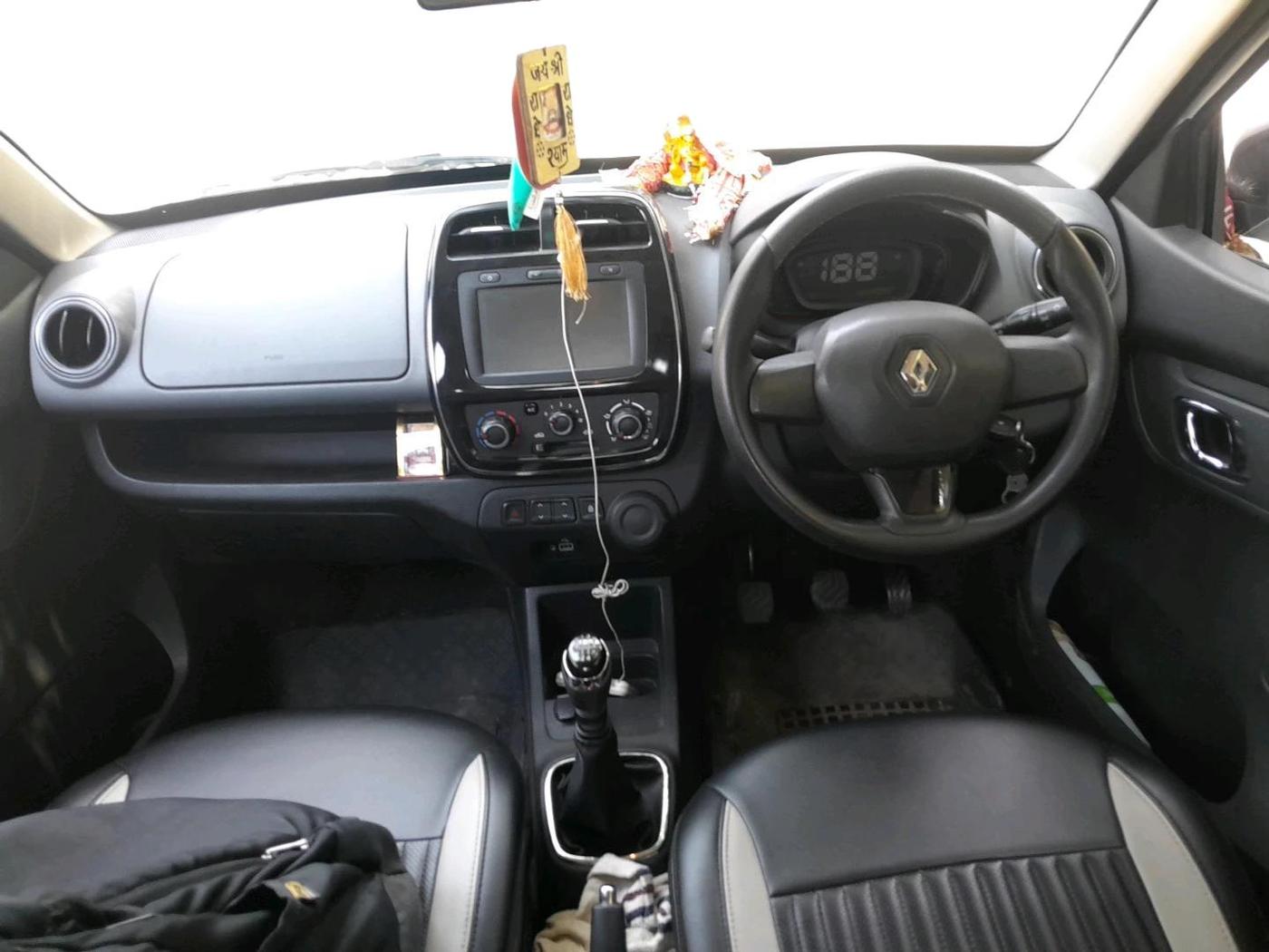 2019 Renault Kwid RXT 1.0 (O), Petrol, Manual, 15,722 km, interior