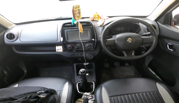 2019 Renault Kwid RXT 1.0 (O), Petrol, Manual, 15,722 km, interior