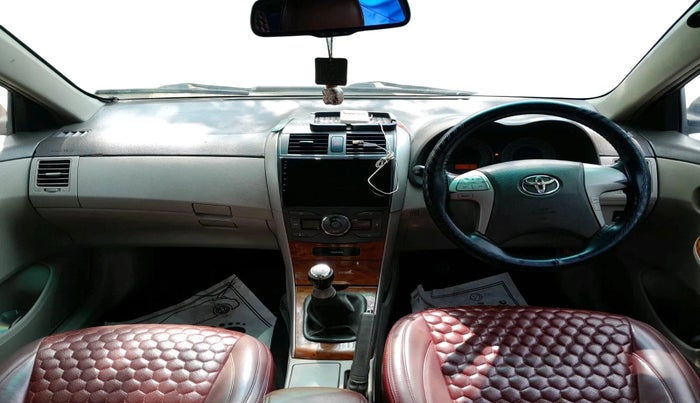 2009 Toyota Corolla Altis G PETROL, Petrol, Manual, 2,11,215 km, interior
