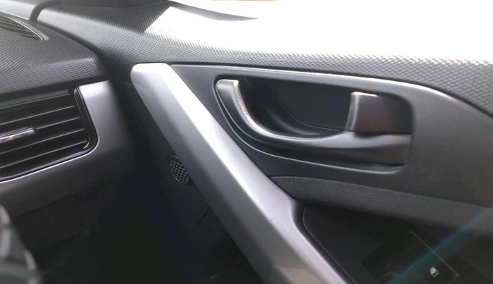 2022 Tata NEXON XM SUNROOF PETROL, Petrol, Manual, 56,877 km, interior