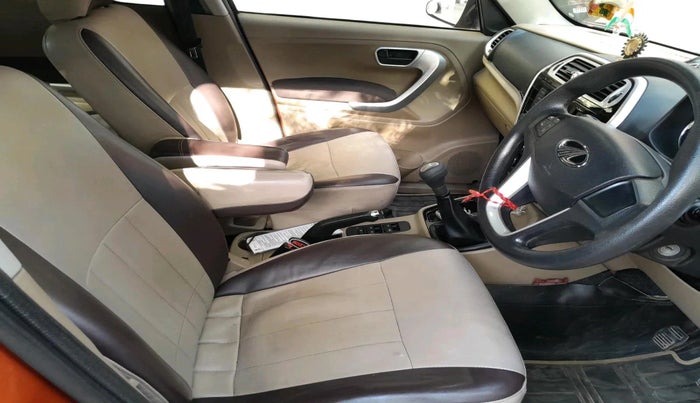2016 Mahindra TUV300 T8, Diesel, Manual, 1,28,969 km, interior
