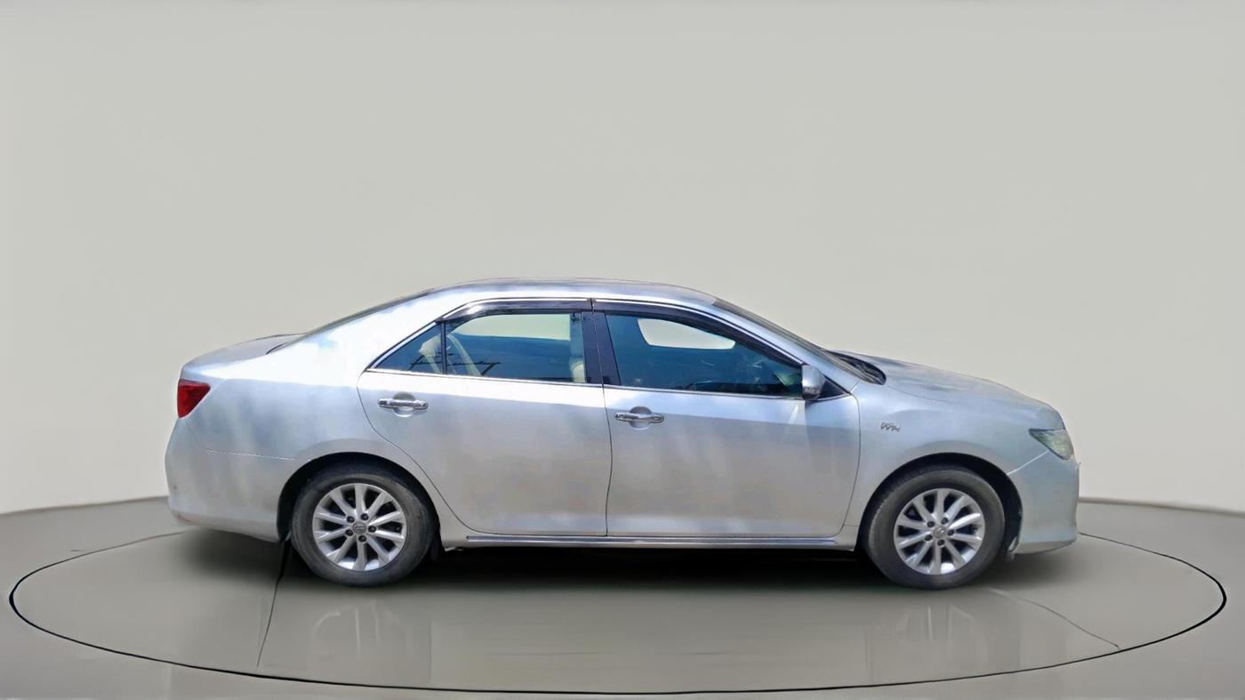 2014 Toyota Camry 2.5L AT, Petrol, Automatic, 71,567 km, exterior