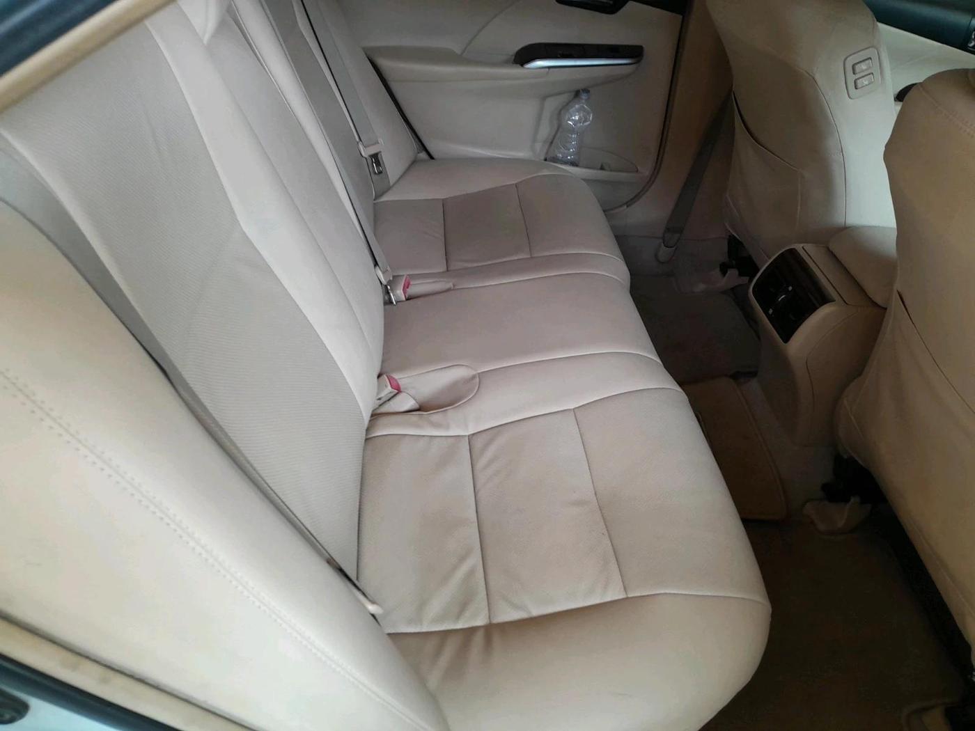 2014 Toyota Camry 2.5L AT, Petrol, Automatic, 71,567 km, interior