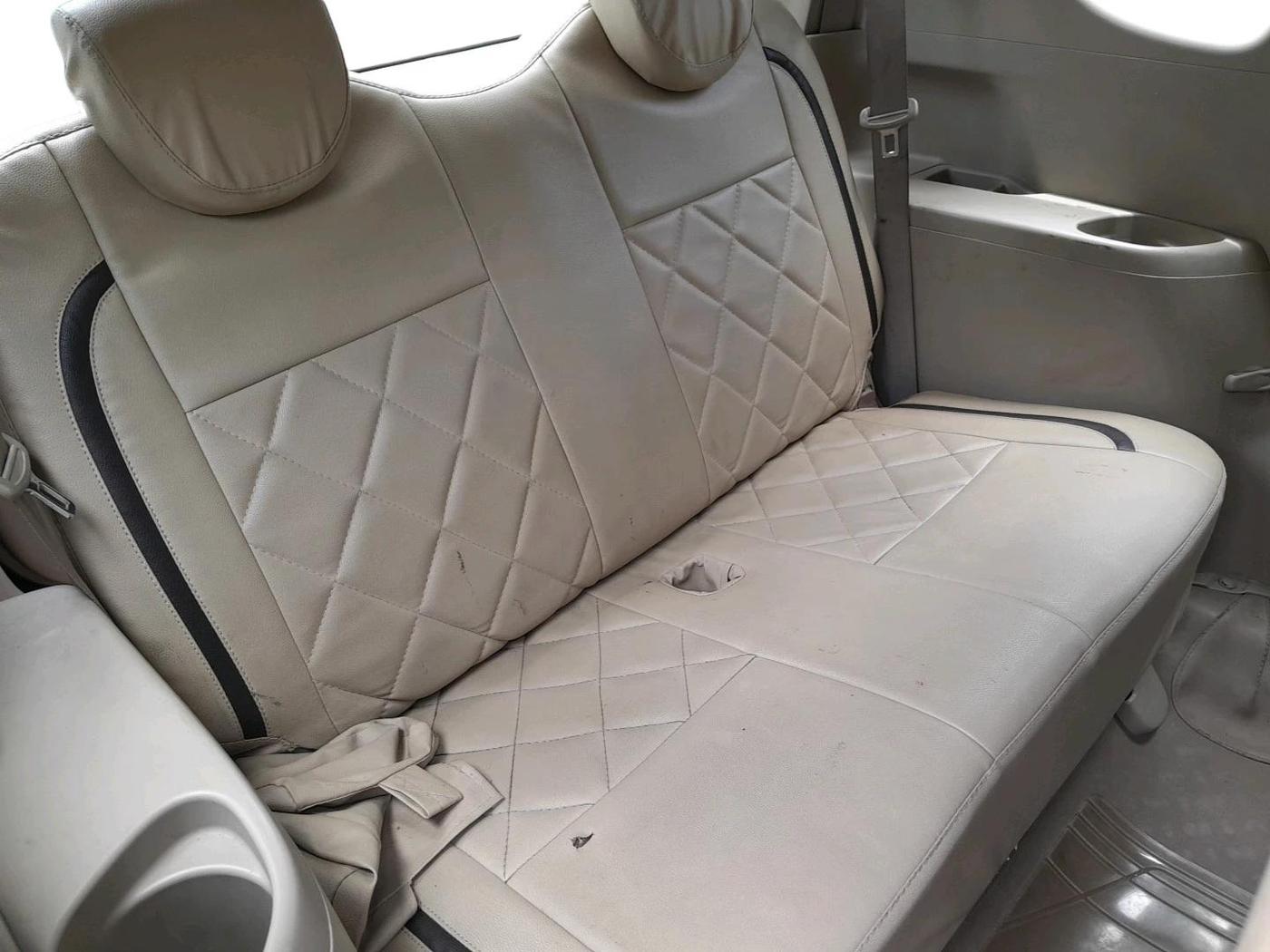 2014 Maruti Ertiga VDI, Diesel, Manual, 1,87,529 km, interior