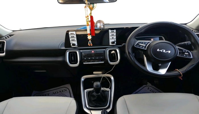 2025 KIA SONET HTK (O) 1.5 Diesel MT, Diesel, Manual, 4,676 km, interior