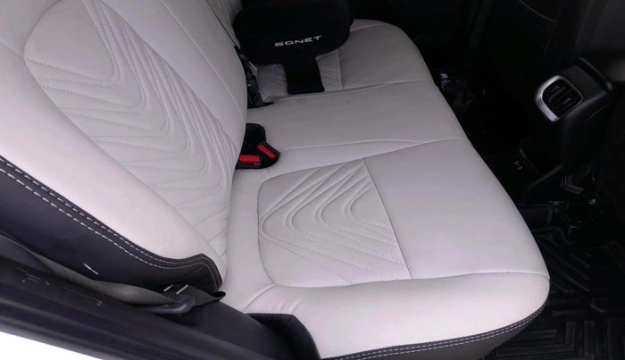 2025 KIA SONET HTK (O) 1.5 Diesel MT, Diesel, Manual, 4,676 km, interior