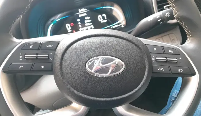 2025 Hyundai VENUE SX (O) 1.5 CRDI, Diesel, Manual, 5,694 km, interior