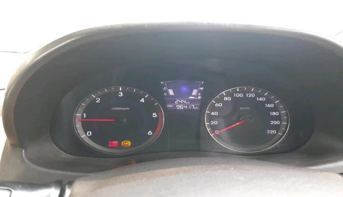 2011 Hyundai Verna FLUIDIC 1.4 CRDI EX, Diesel, Manual, 96,417 km, interior
