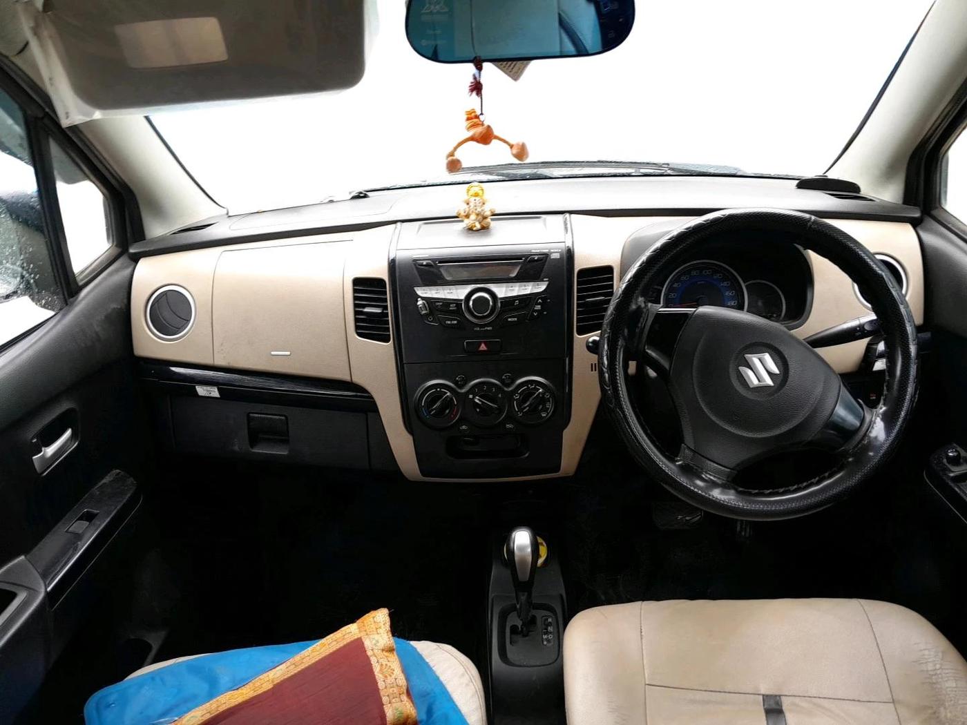 2018 Maruti Wagon R 1.0 VXI AMT, Petrol, Automatic, 60,771 km, interior