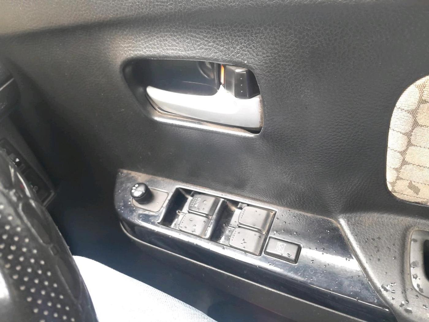 2018 Maruti Wagon R 1.0 VXI AMT, Petrol, Automatic, 60,771 km, interior
