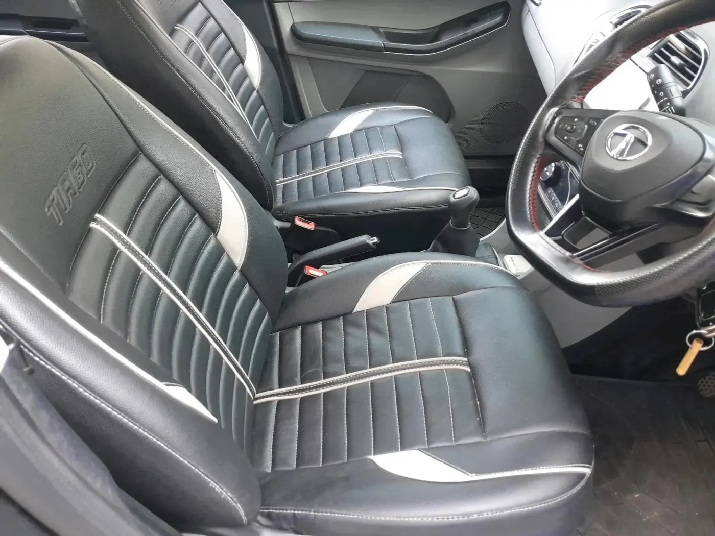 2021 Tata Tiago XZ PLUS PETROL, Petrol, Manual, 43,082 km, interior