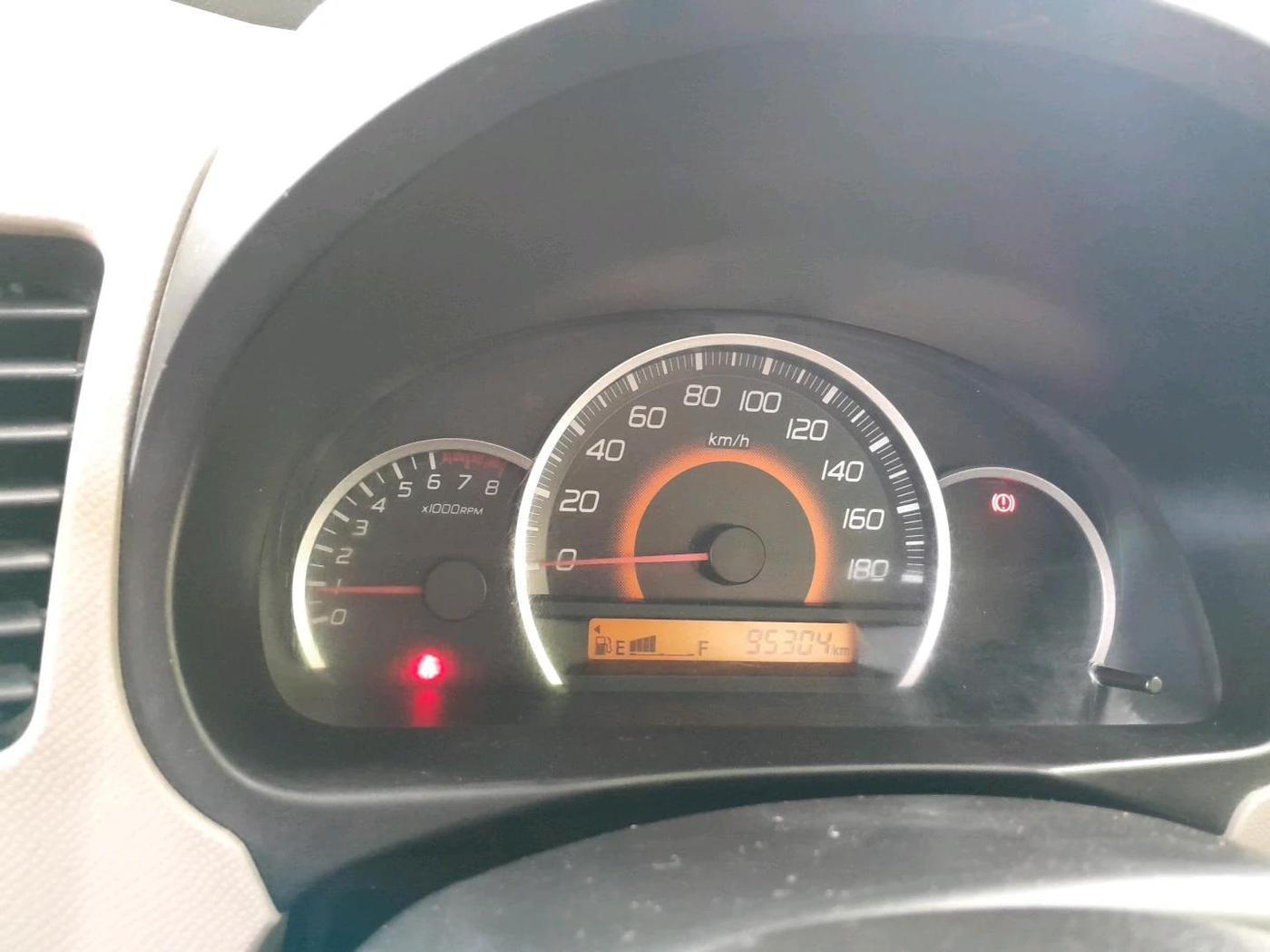 2013 Maruti Wagon R 1.0 VXI, Petrol, Manual, 95,304 km, interior