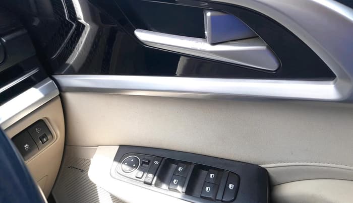2022 KIA CARENS LUXURY PLUS 1.4 PETROL DCT 6 STR, Petrol, Automatic, 86,010 km, interior